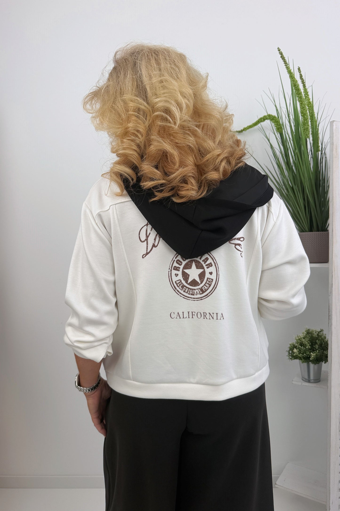 Stylischer Blouson in Weiß-Schwarz (40-44)