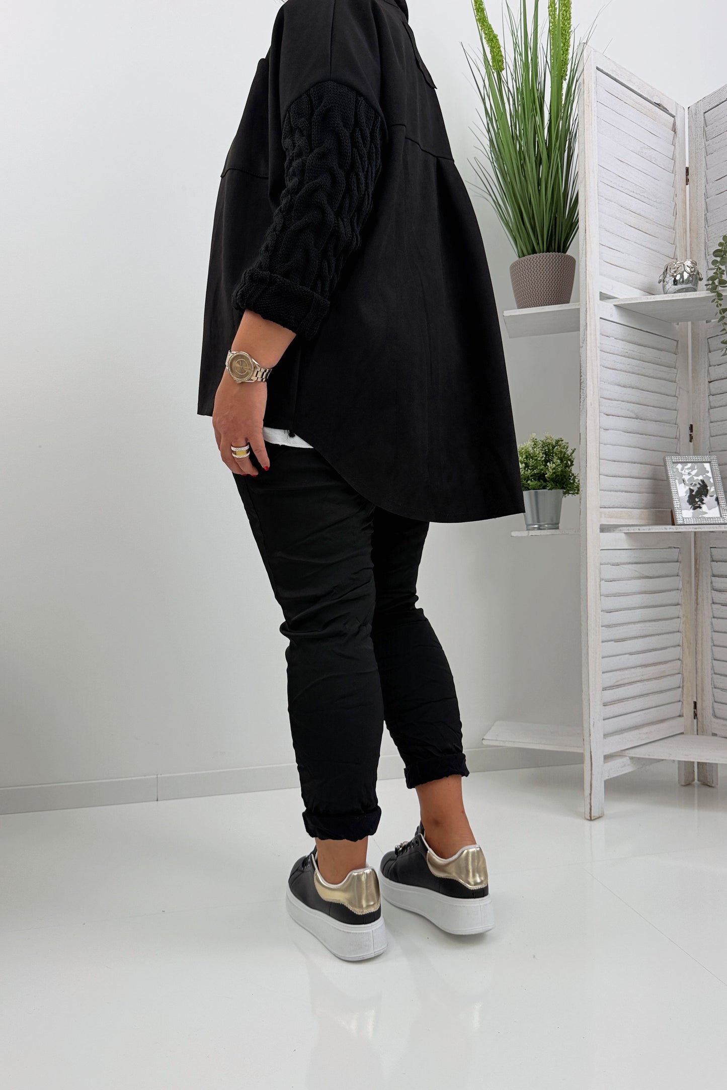 Lässige Jogpant in Schwarz (42-46)