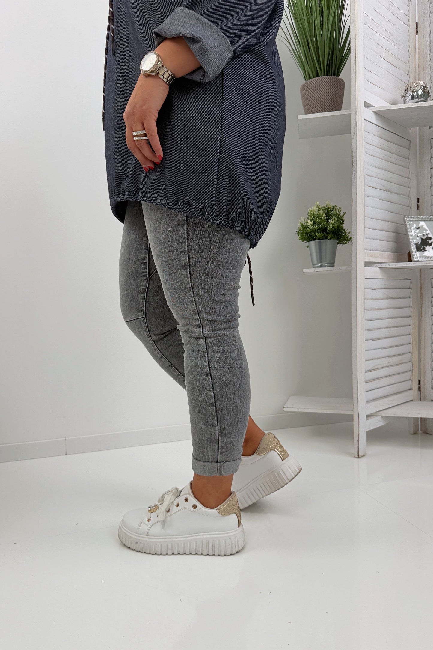 Modische Jeans in Grey Stone Wash (S,M,L,XL)
