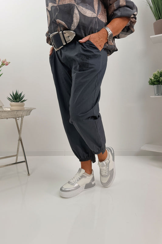 Moderne Jogpant in Grau (38-42)