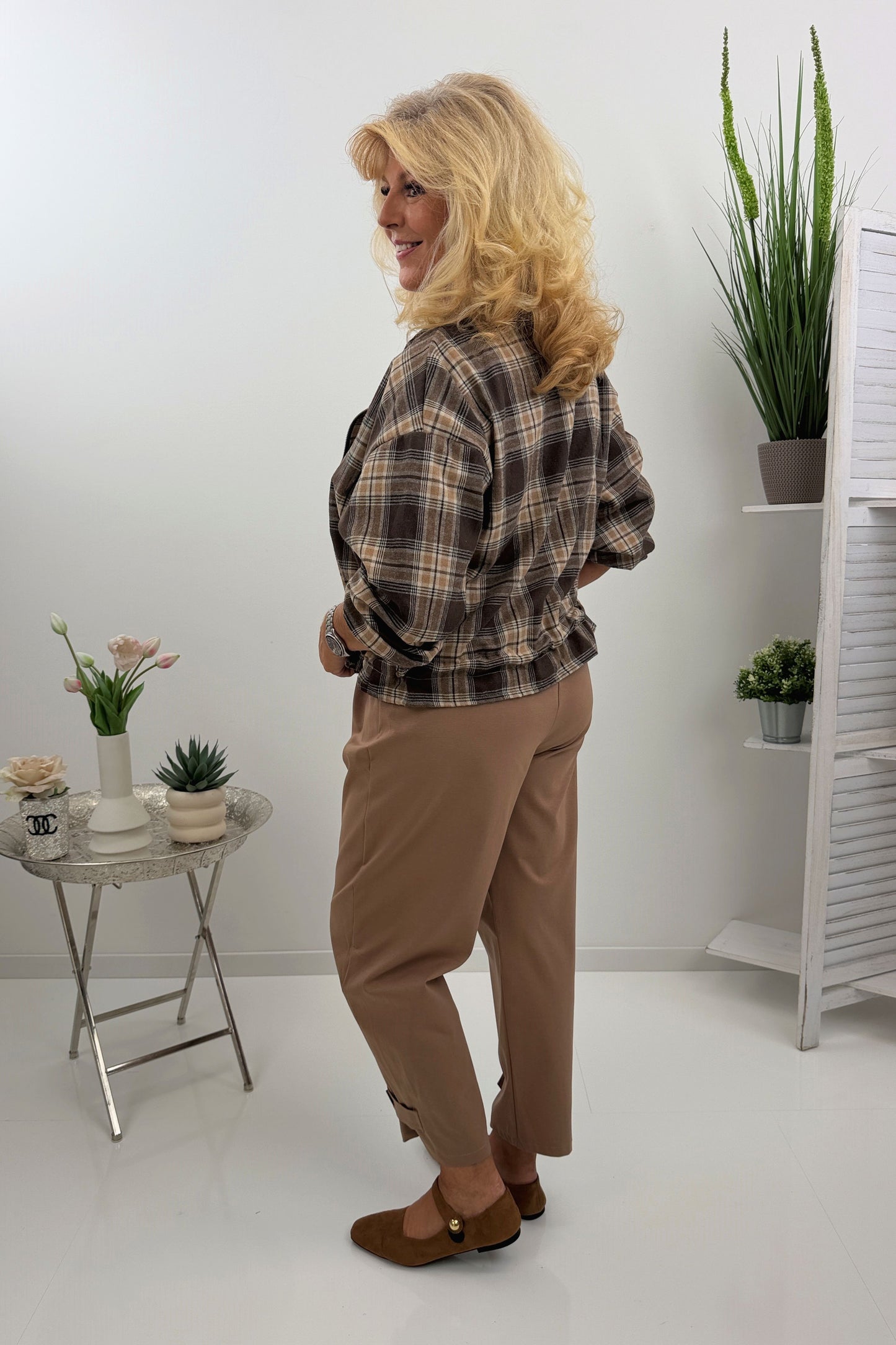 Trendiger Blouson in Schoko-Camel (38-42/44)