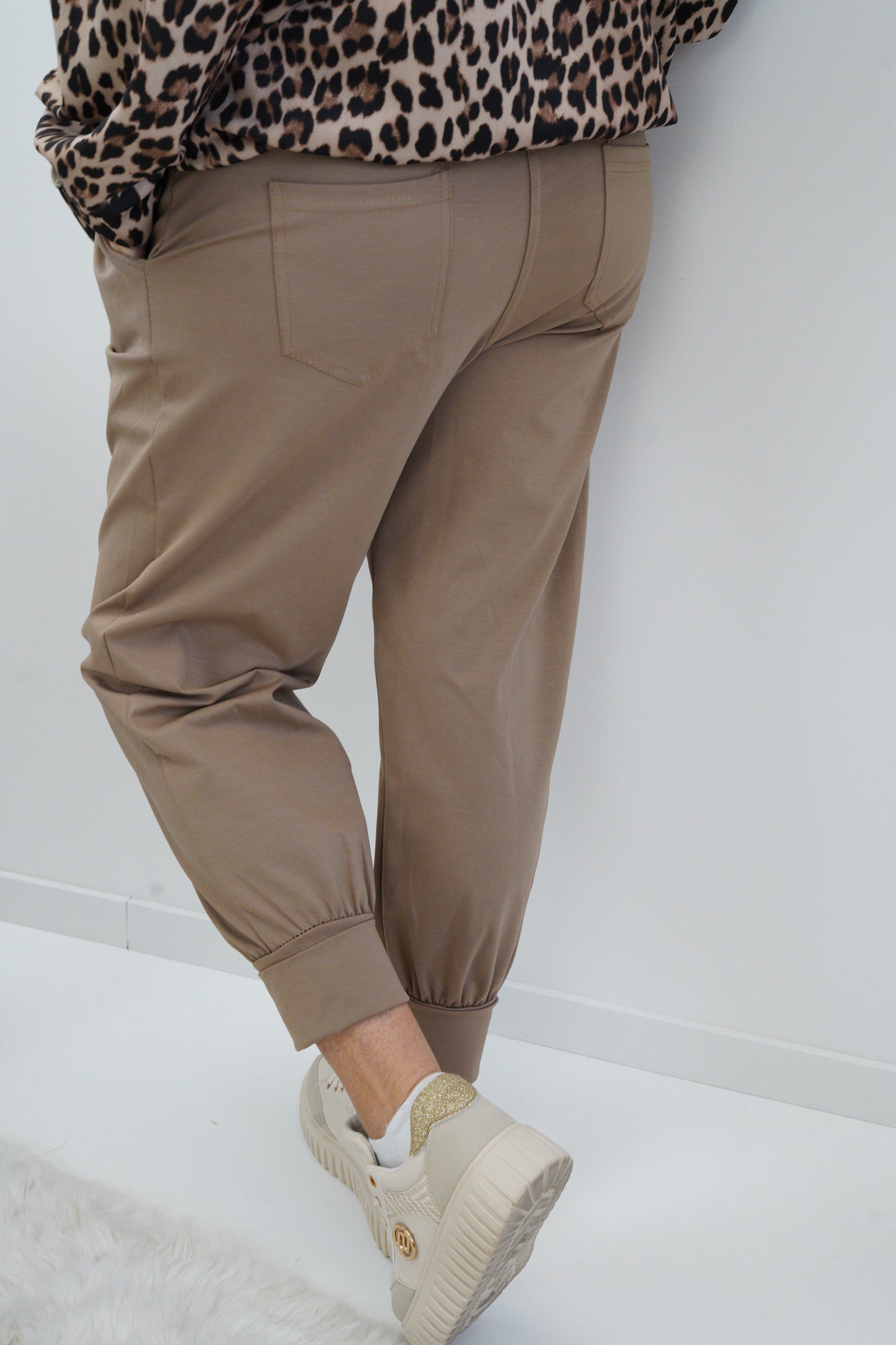 Joggpant in Camel (38-42)
