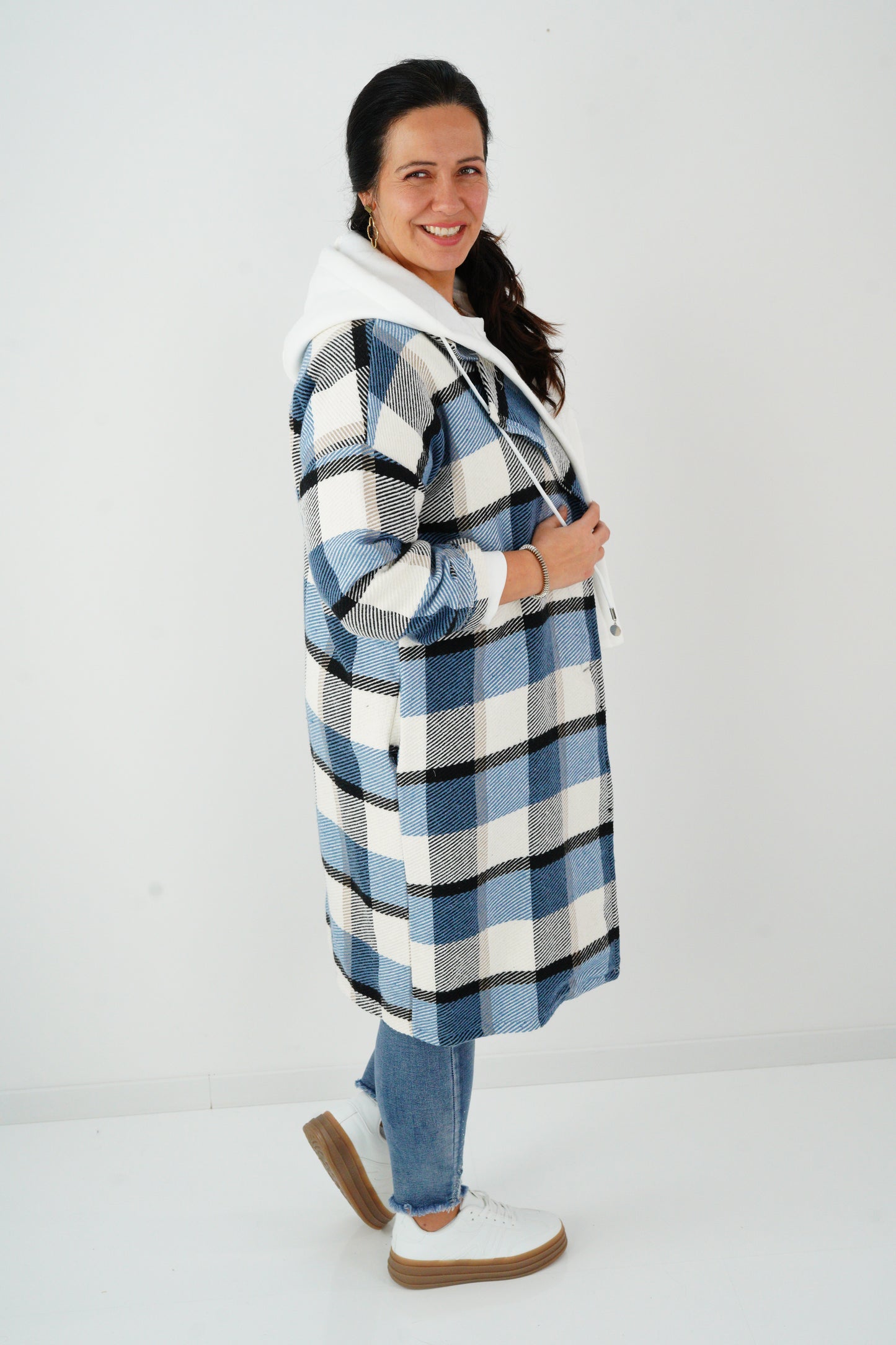 Mantel in Blau-Weiß-Schwarz-Kariert (40-44)