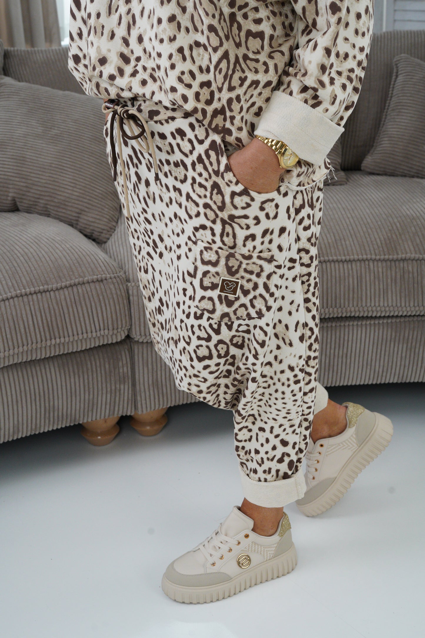 Baggy Hose in Leo-Beige (38-42+)