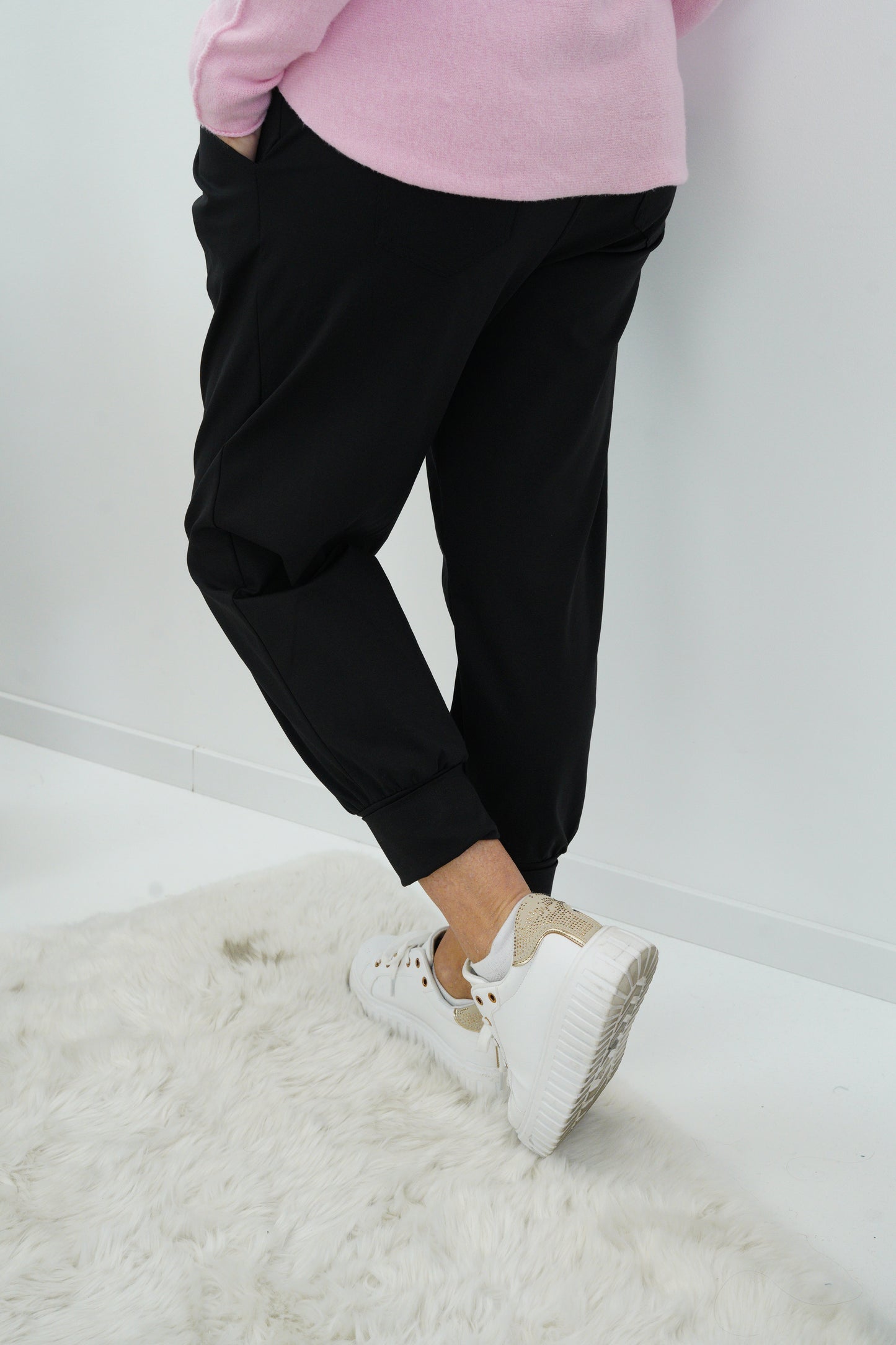 Joggpant in Schwarz (38-42)