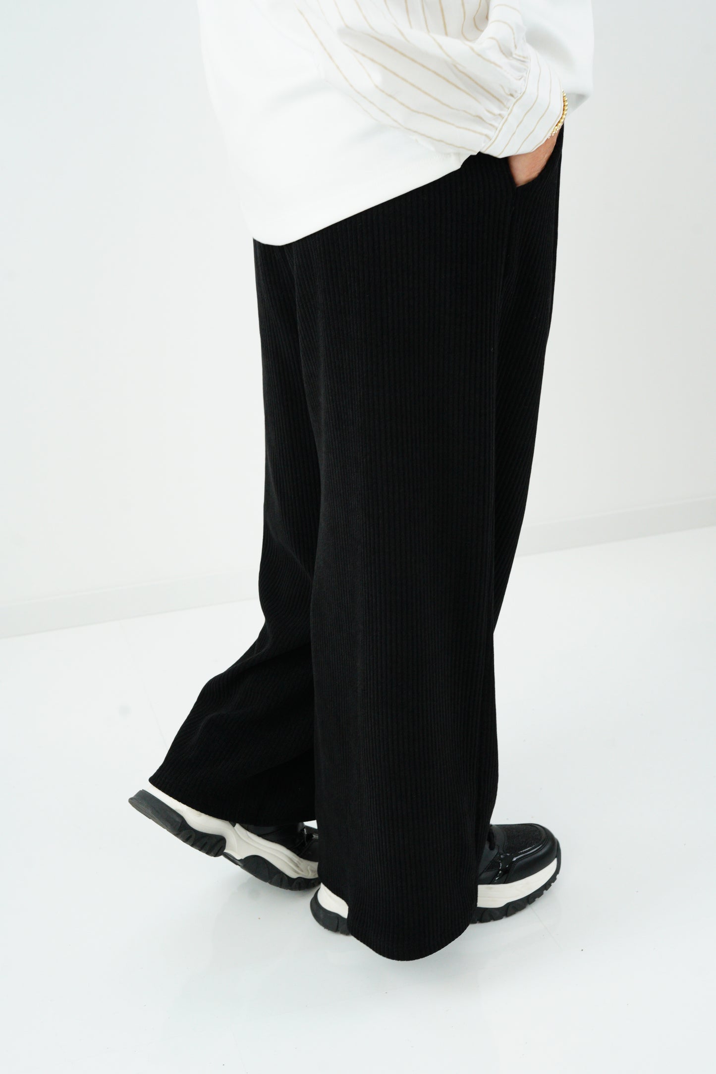 Marlenehose in Schwarz (38-42)