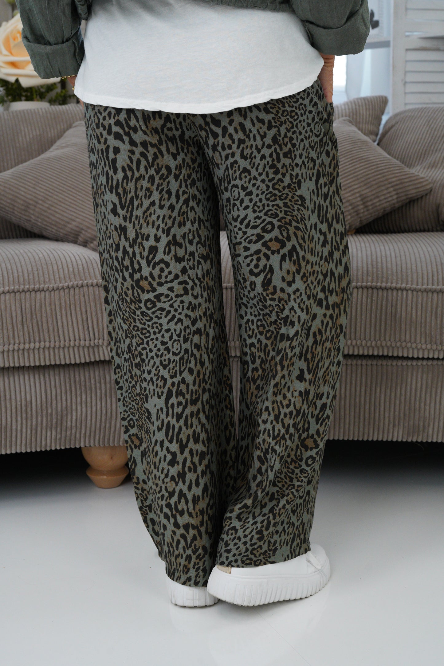 Leo-Hose in Khaki (38-42)