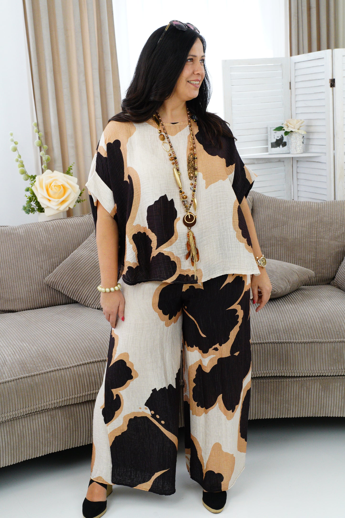 Bluse in schwarz bedruckt (44-48)