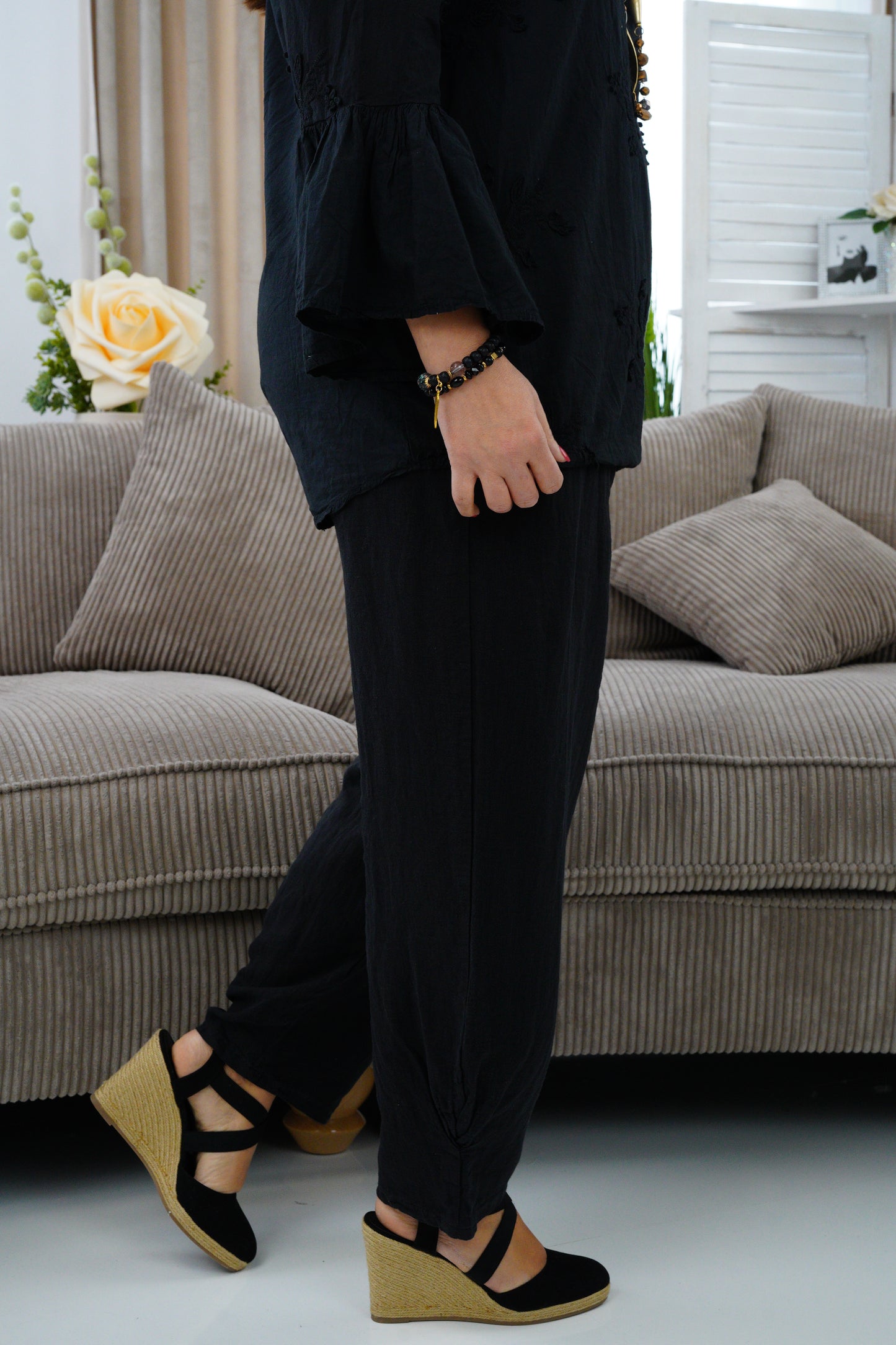 Leinenhose in schwarz (42-44)