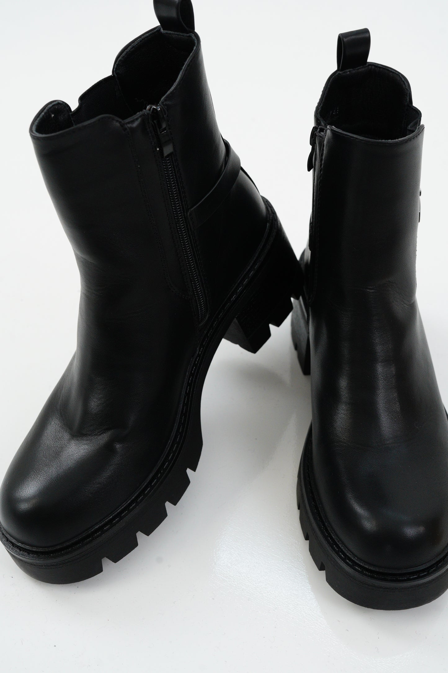 Schuh in Schwarz (36-40)