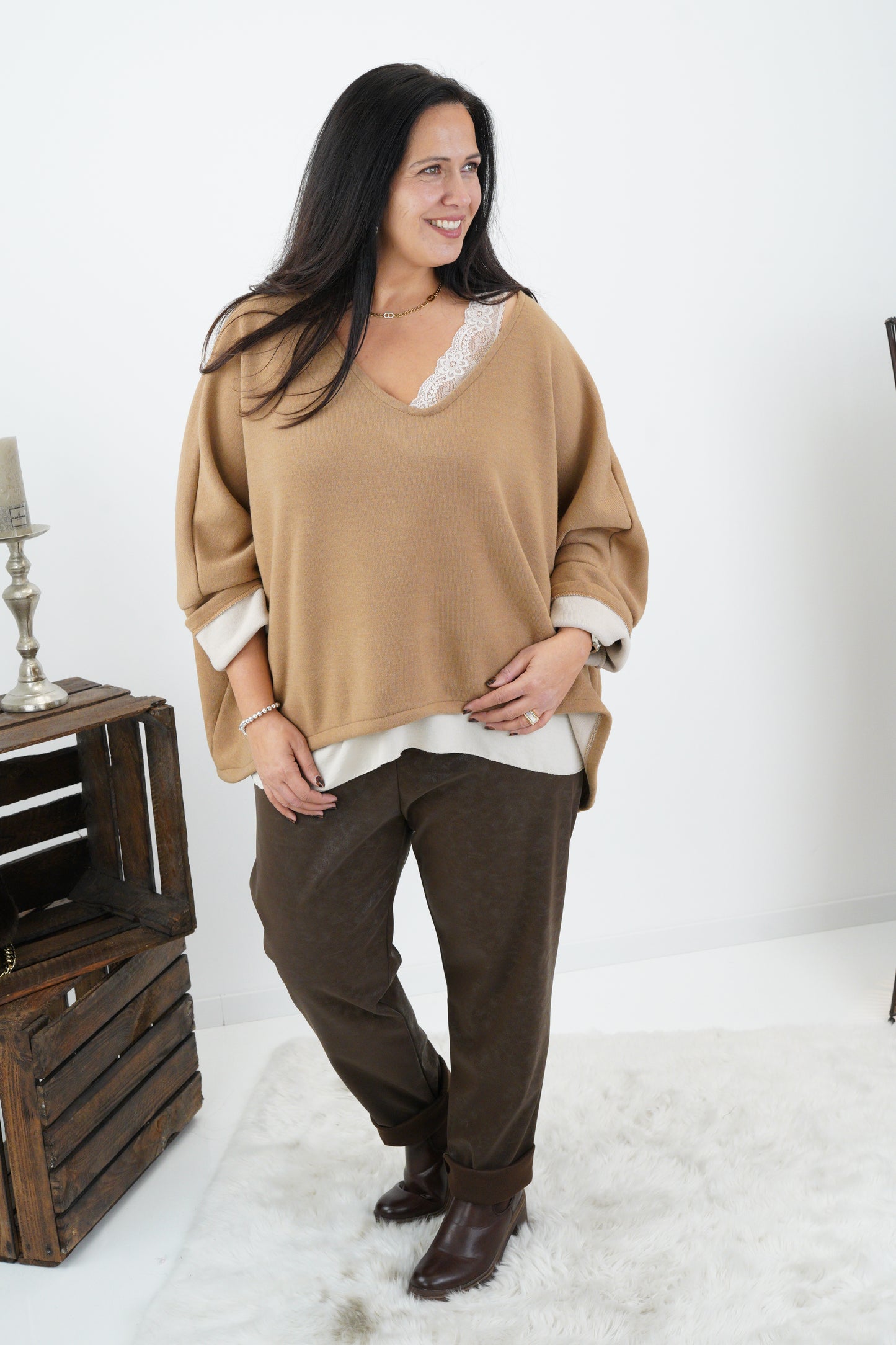 Sweatshirt in Camel (40-46+)