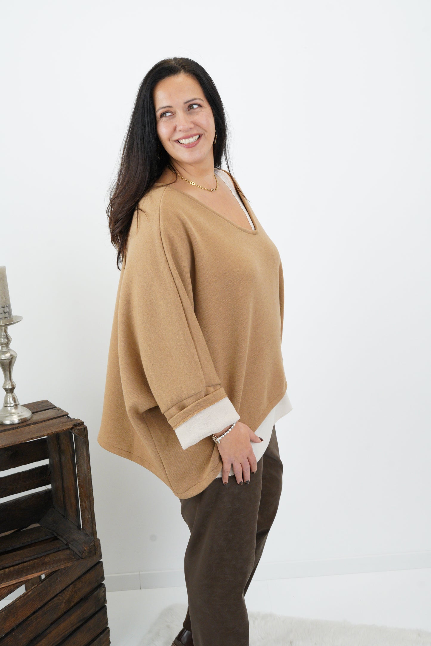 Sweatshirt in Camel (40-46+)