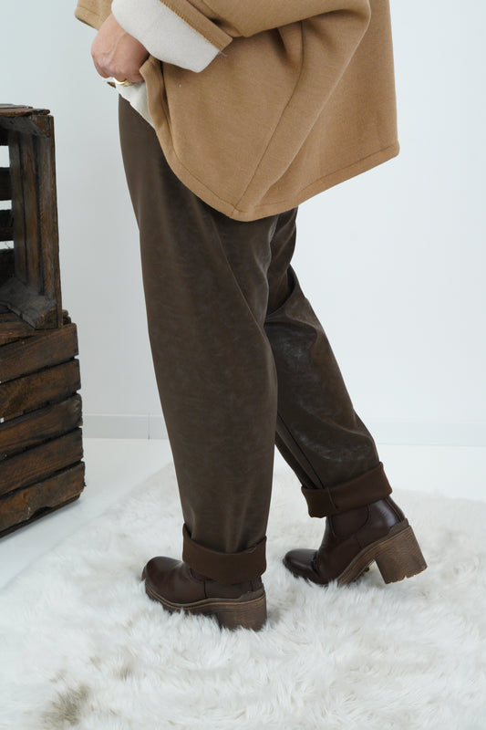Lederimitat Hose in Braun (44-46)