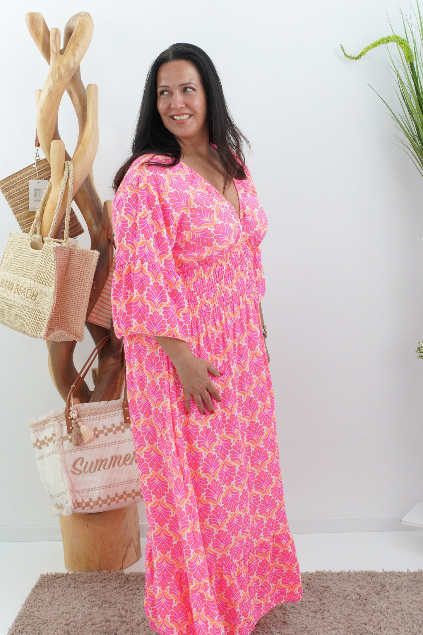 Kleid in Neon-Orange-Pink (40-44)