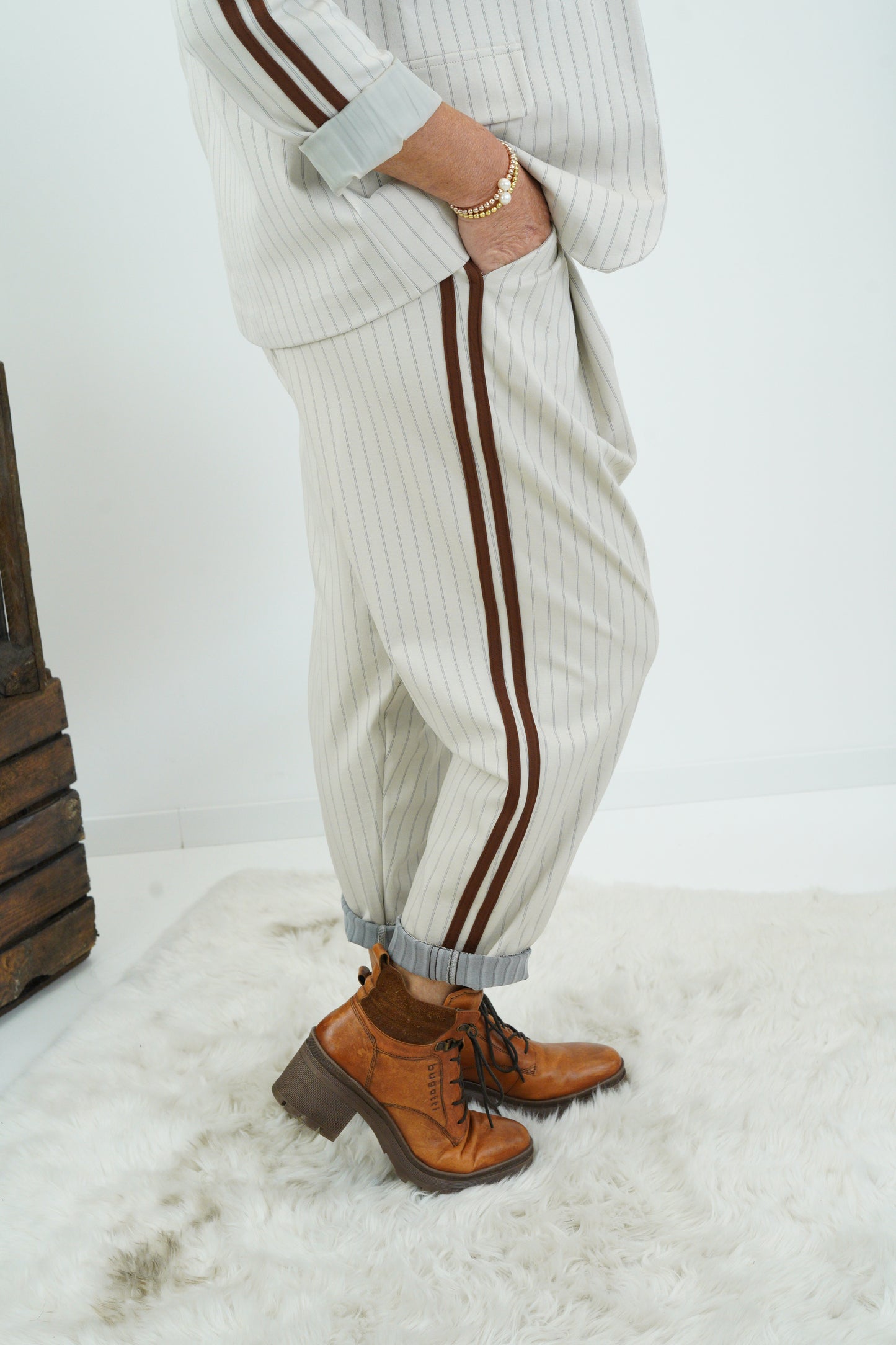 Baggy Hose in Stein (38-42)