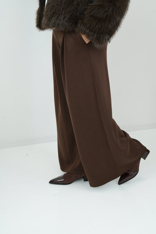 Marlene Hose in Chocolate (38-42)