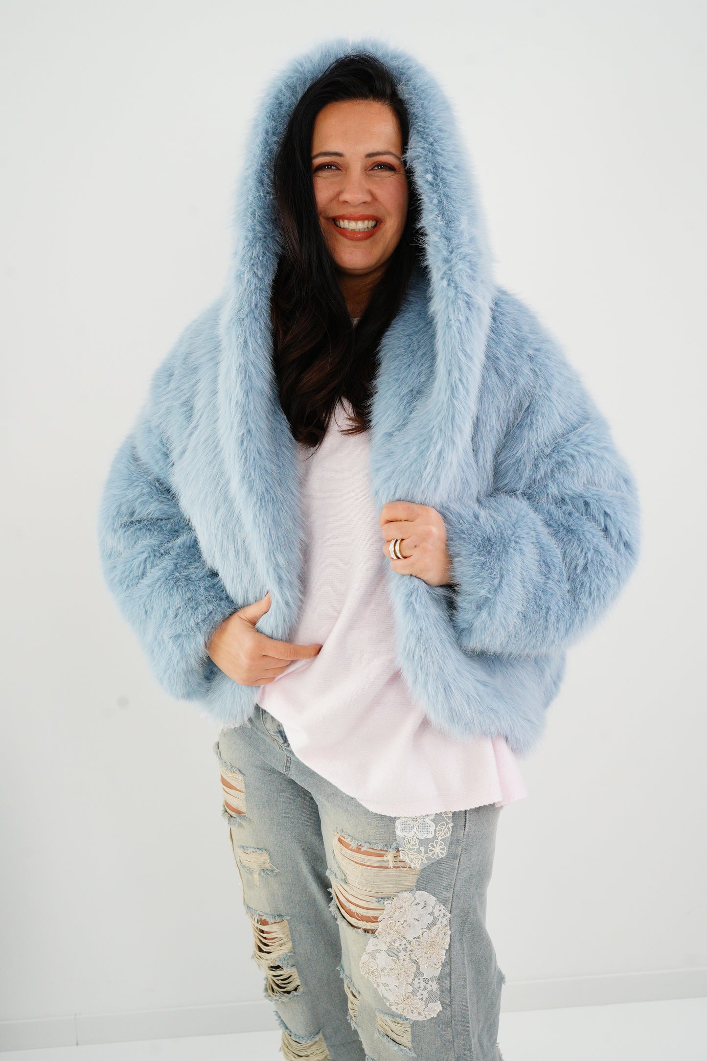 Webpelz-Jacke in Hellblau (40-42+)