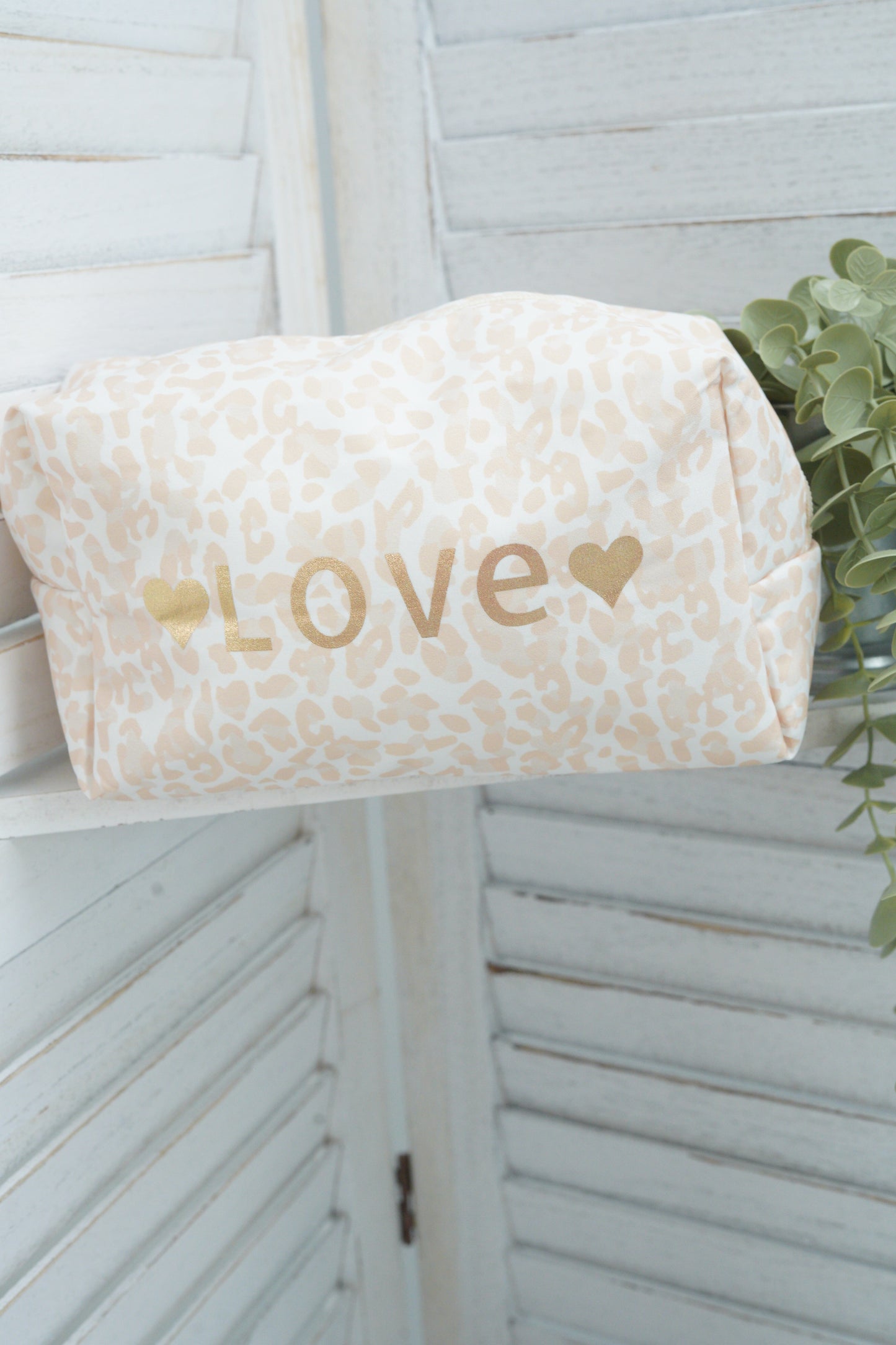 Kleine Tasche in Leo-Beige