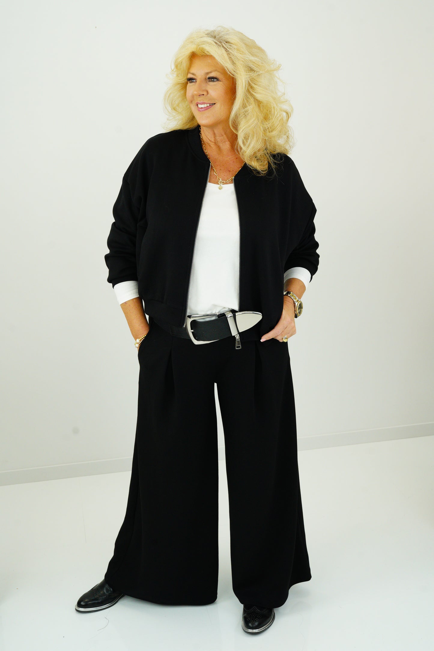Blousson Jacke in Schwarz (38-42)