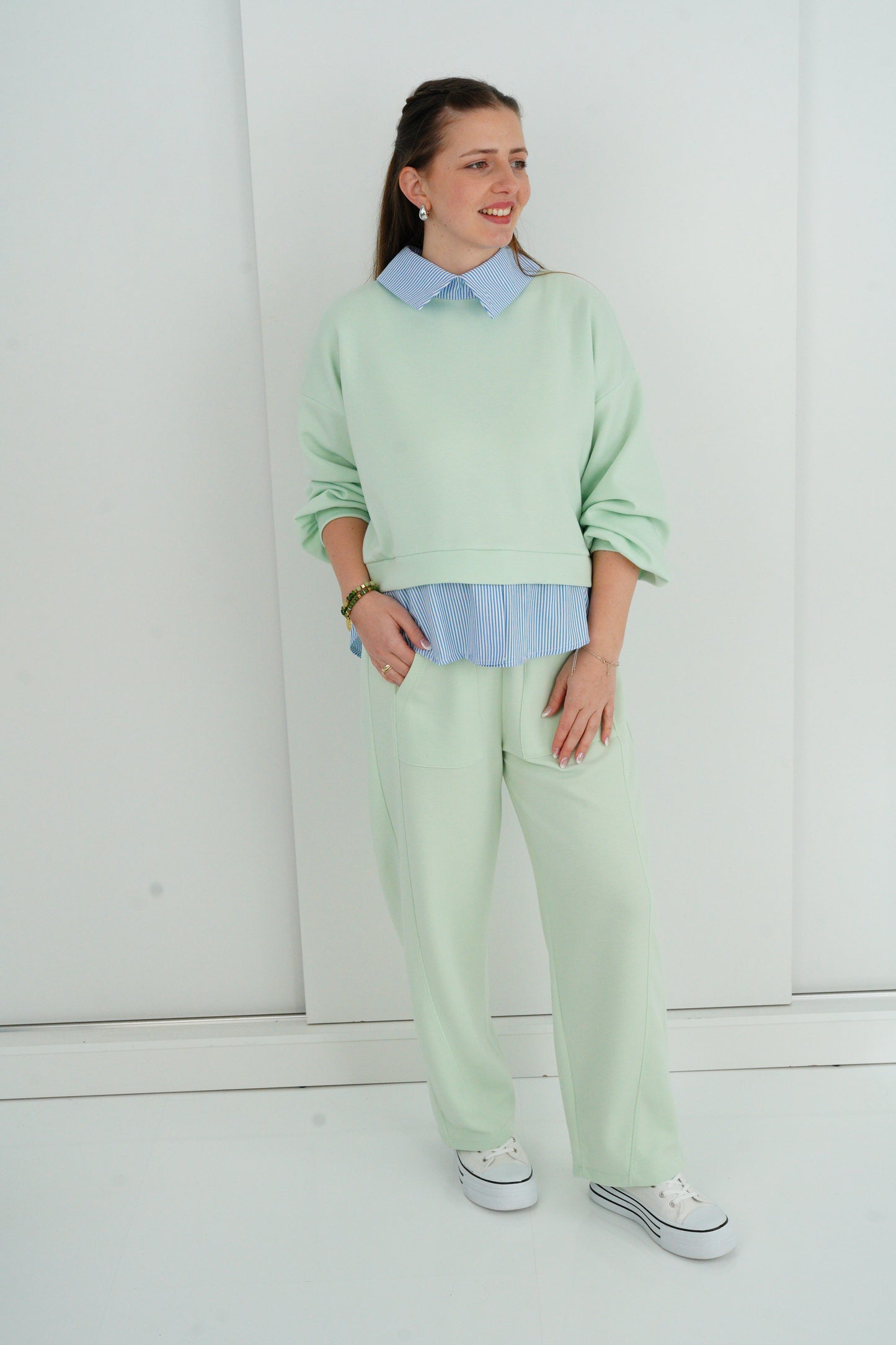 Sweatshirt in Mint (38-42)