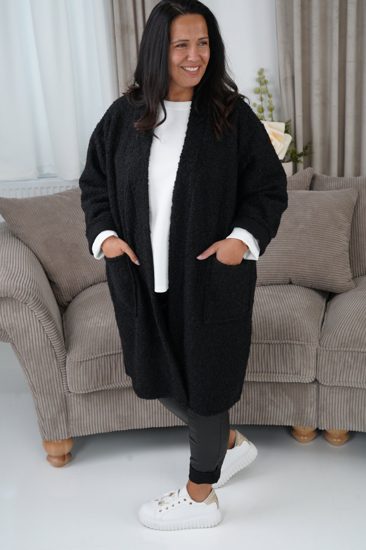 Lederimitat Joggpant in Schwarz (42-46)