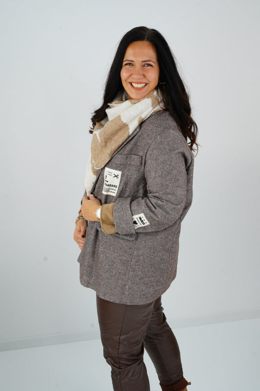 Blazer in Chocolate (42-44+)