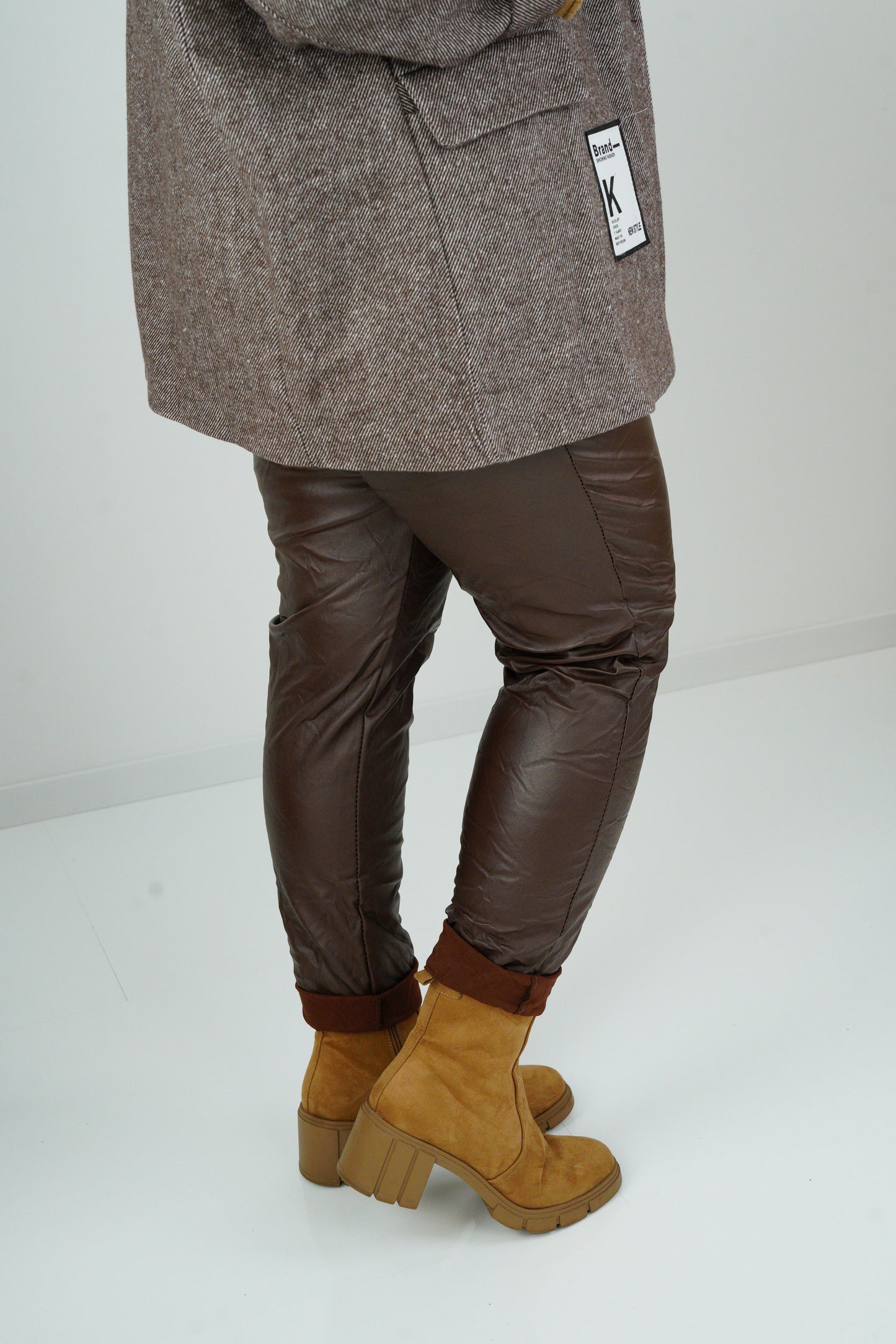 Lederimitat Joggpant in Chocolate (42-46)