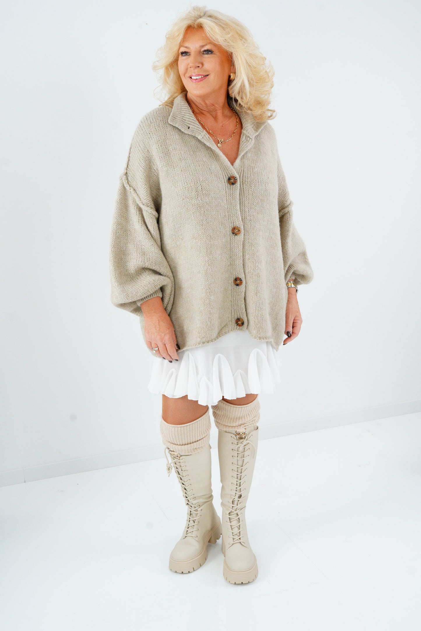 Schnürstiefel in Beige (36-41)