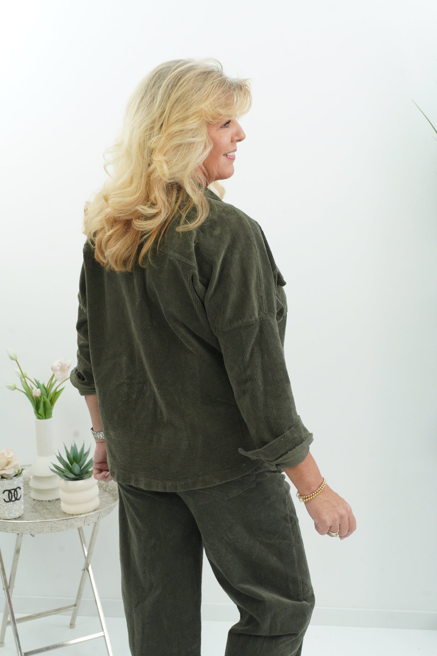 Lässiges Cord-Hemd in angesagtem Khaki