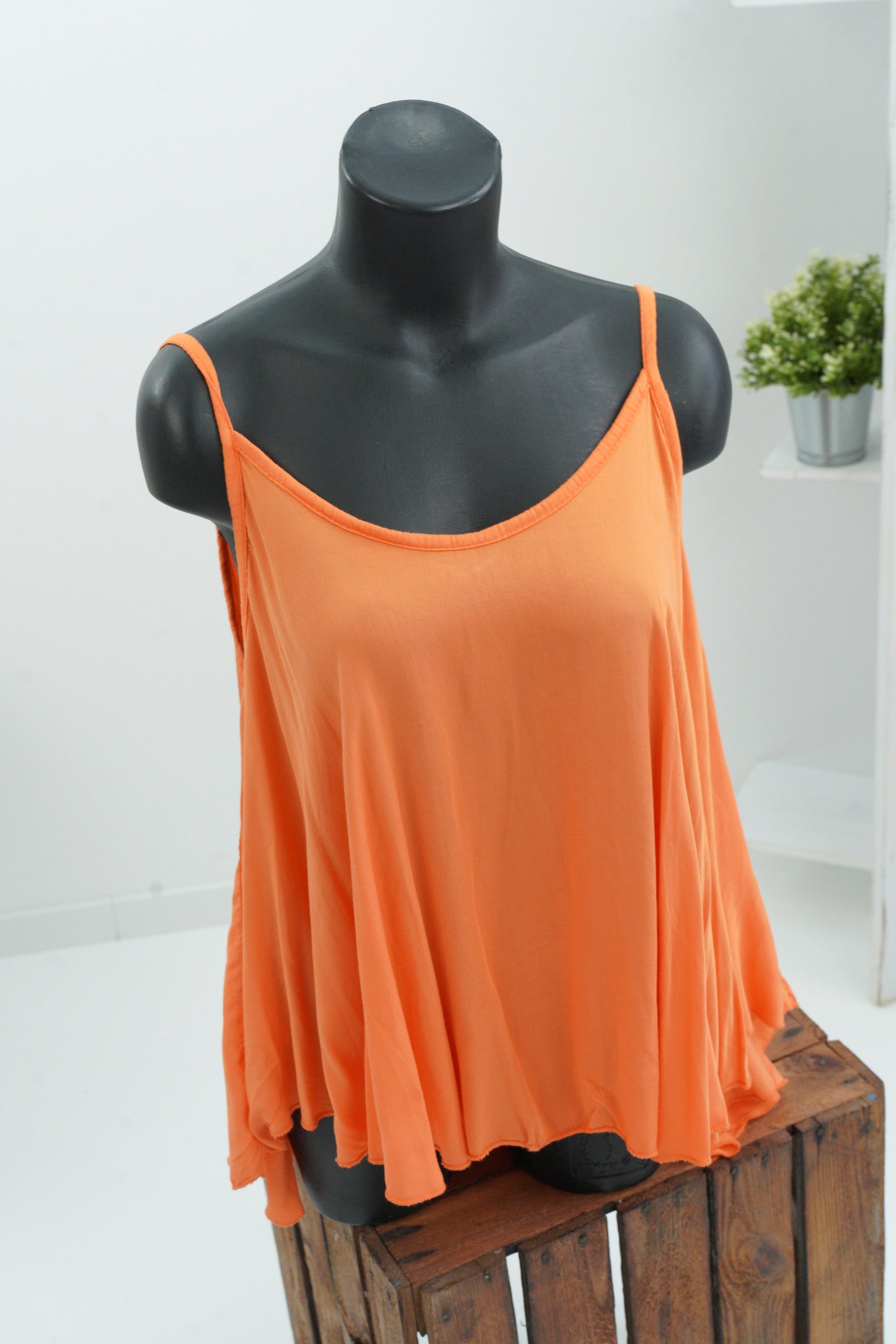 Top in Orange