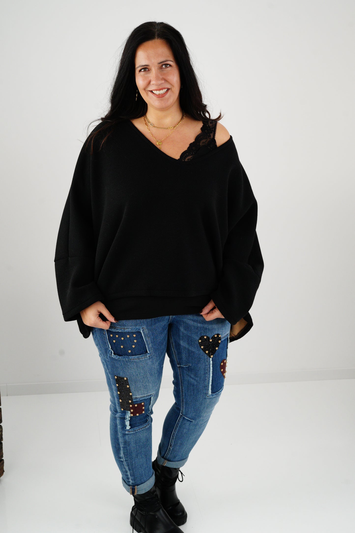 Sweatshirt in Schwarz (40-46+)