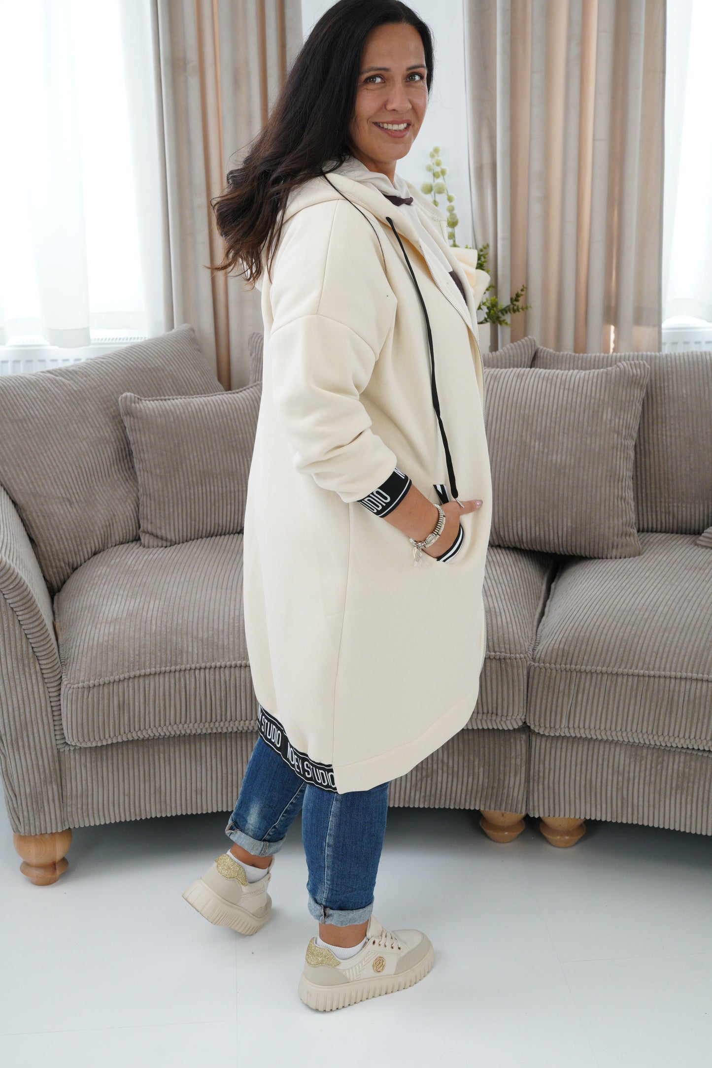 Sweatshirt-Jacke in Beige (40-44)