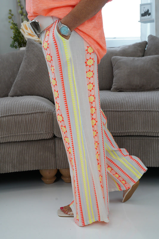 Marlenehose bedruckt in beige (38-42)