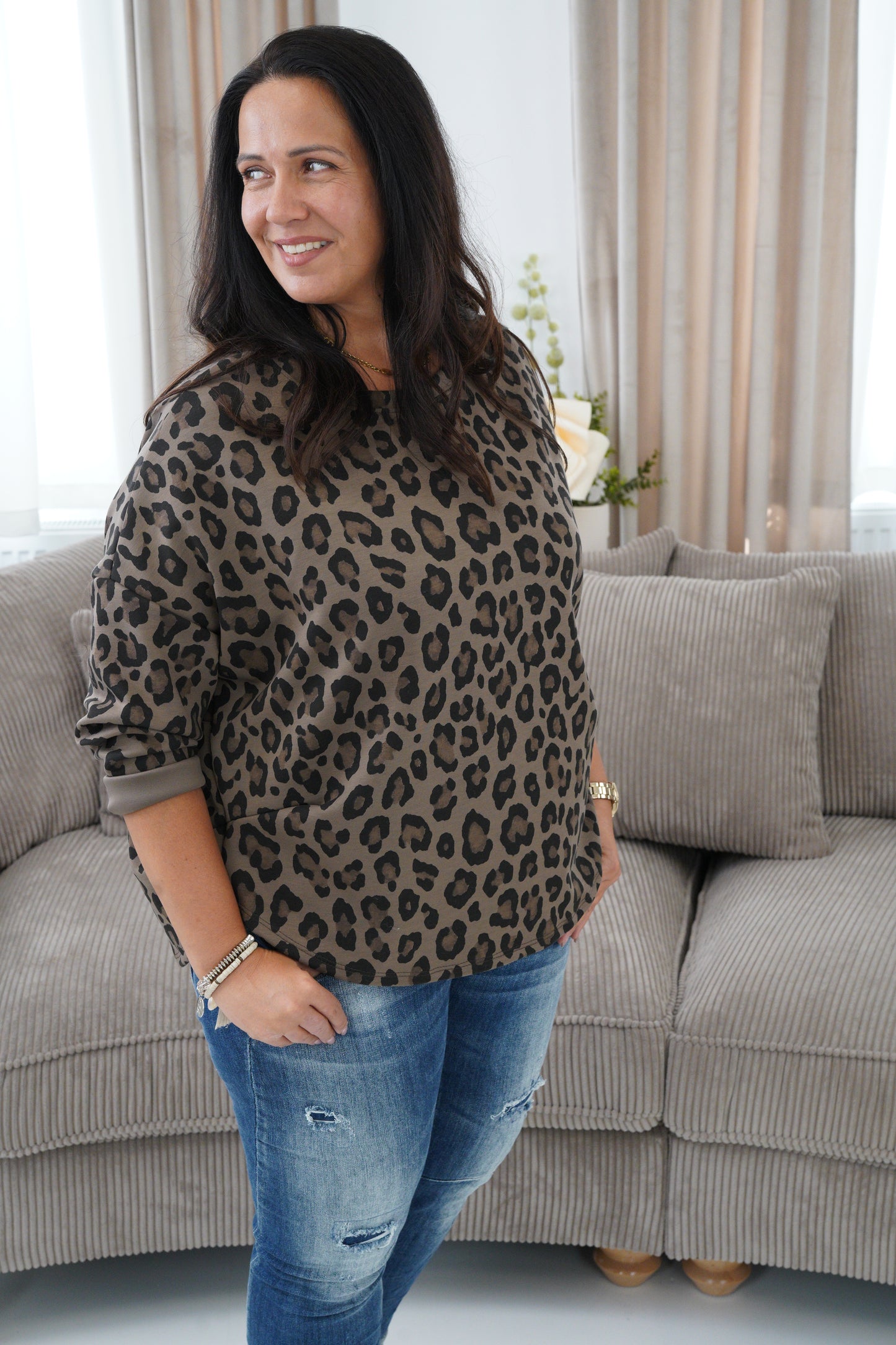 Sweatshirt in Leo-Taupe (42-46)