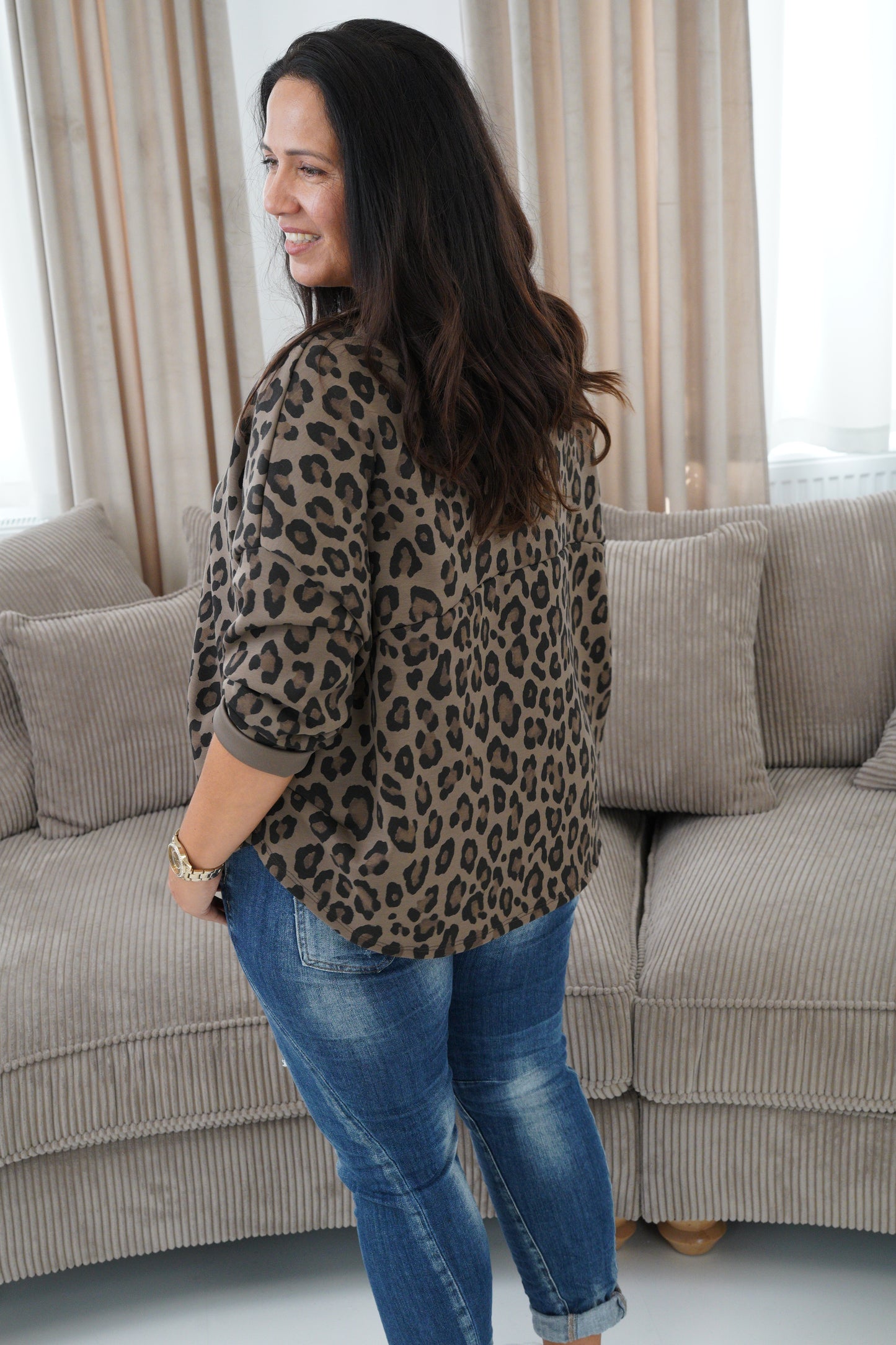 Sweatshirt in Leo-Taupe (42-46)