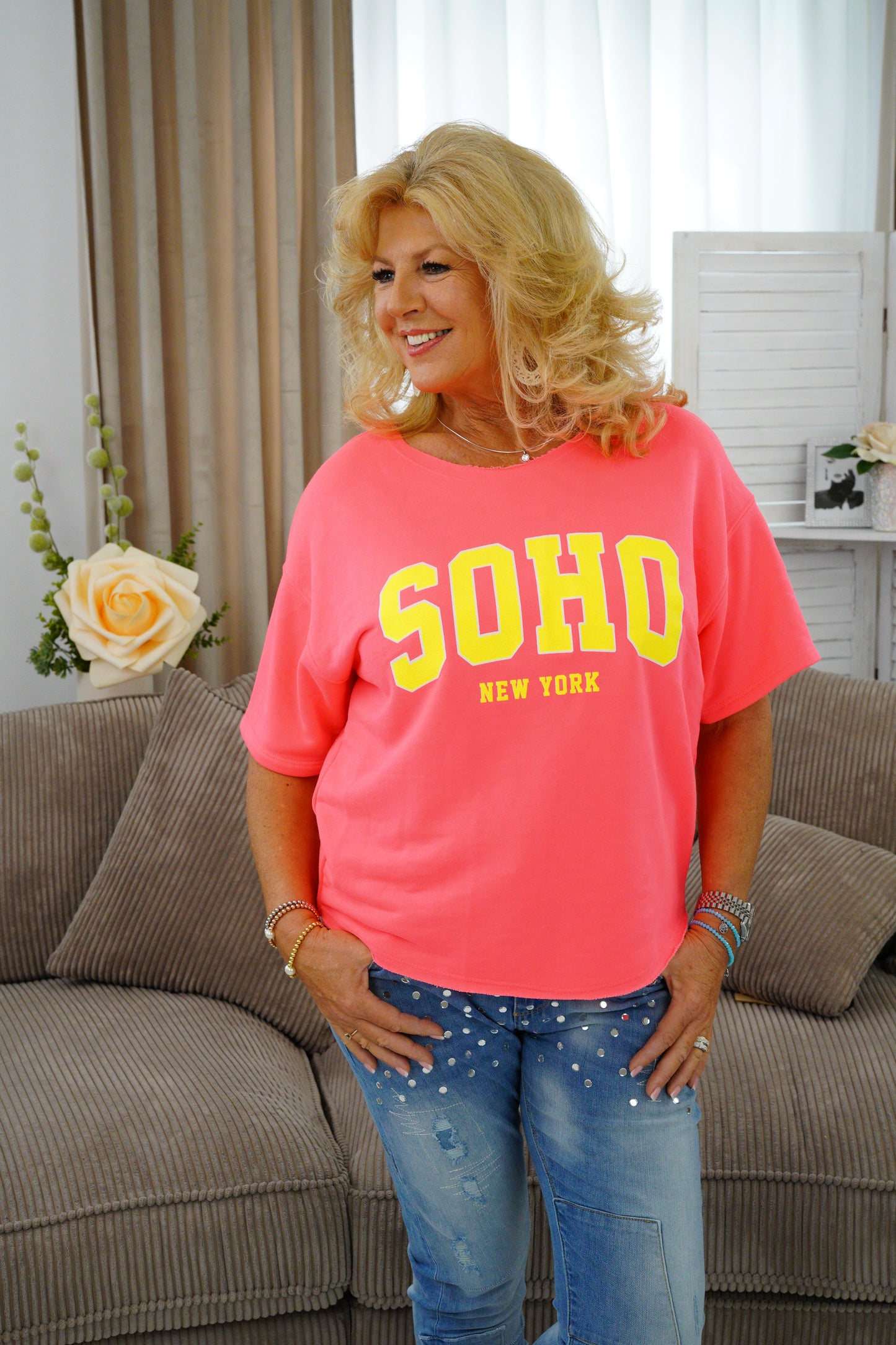 Sweatshirt in neon-pink (38-42+)