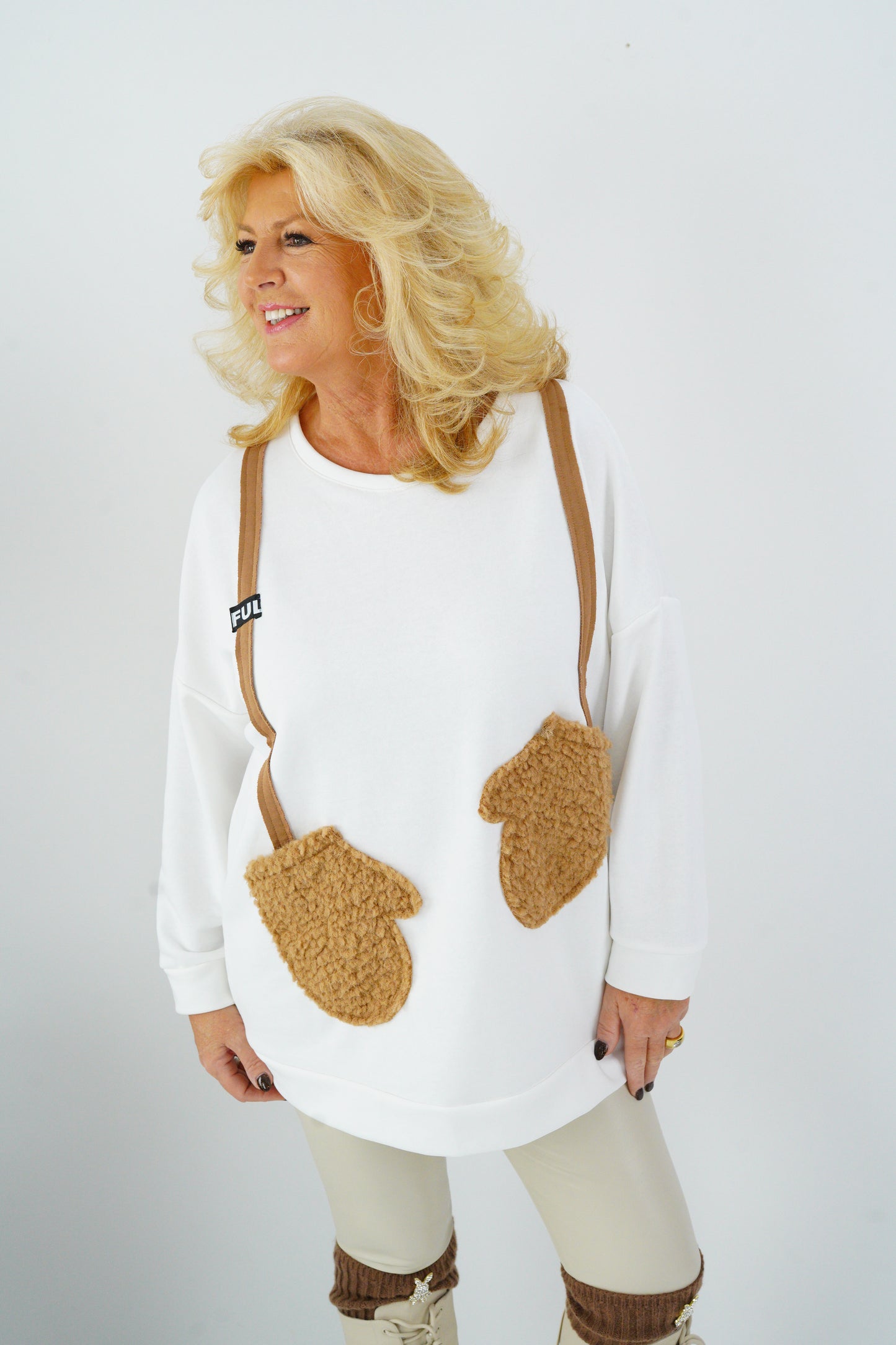 Sweatshirt in Off-White (38-46) Oversize