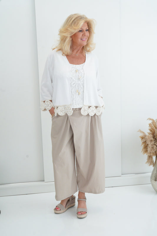 Hose in Beige (38-44+)