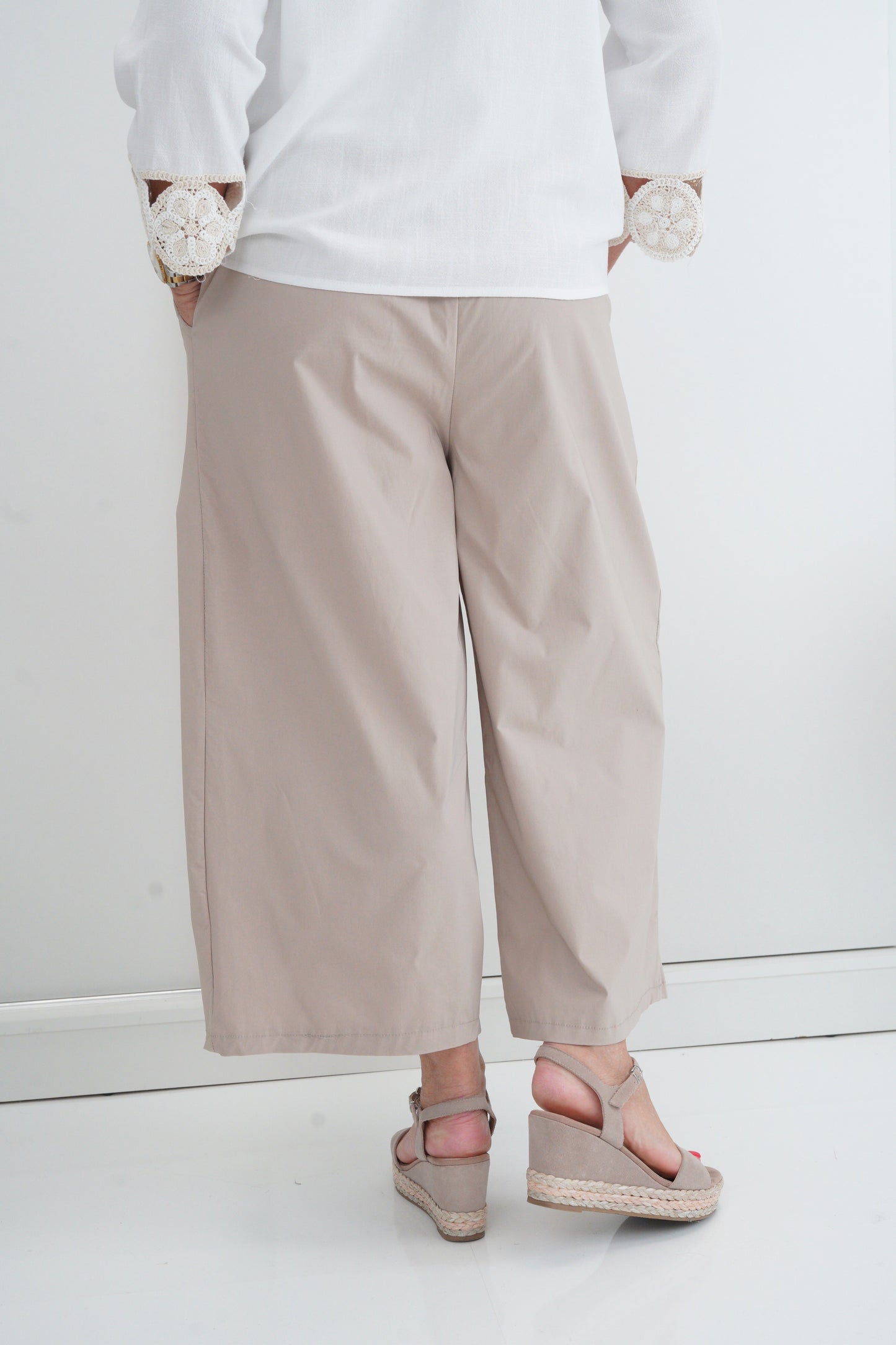 Hose in Beige (38-44+)