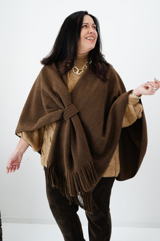 Poncho in Chocolate ( One-Size)