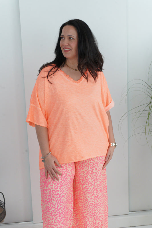 T-Shirt in Neon-Orange (42-46)