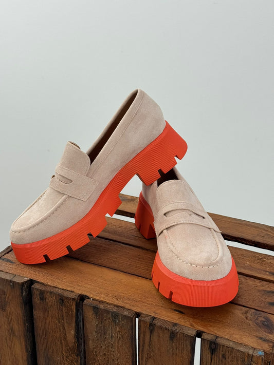 Moderner Loafer in Beige mit auffälligen orangefarbenen Akzenten (36,37,38,39,40,41)