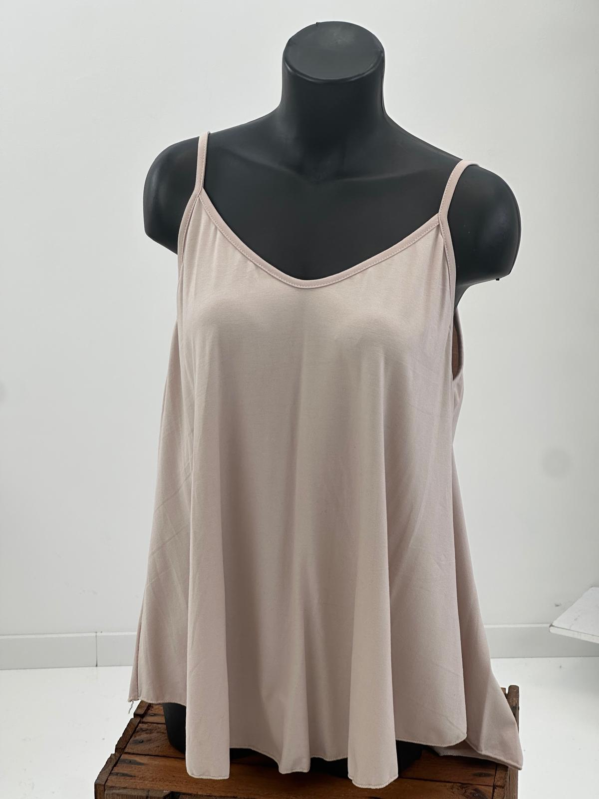Top in sanftem Beige (38-44)