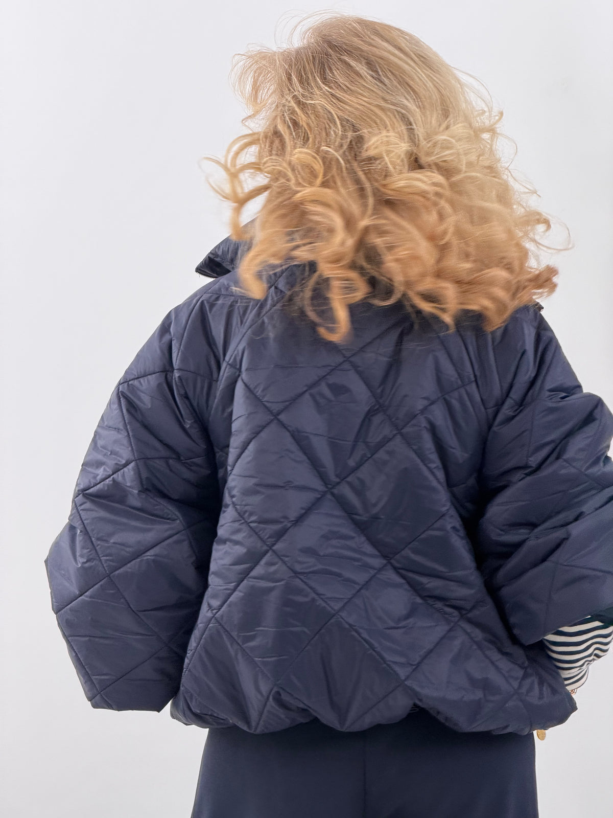 Steppjacke in tiefem Marineblau (38-42)