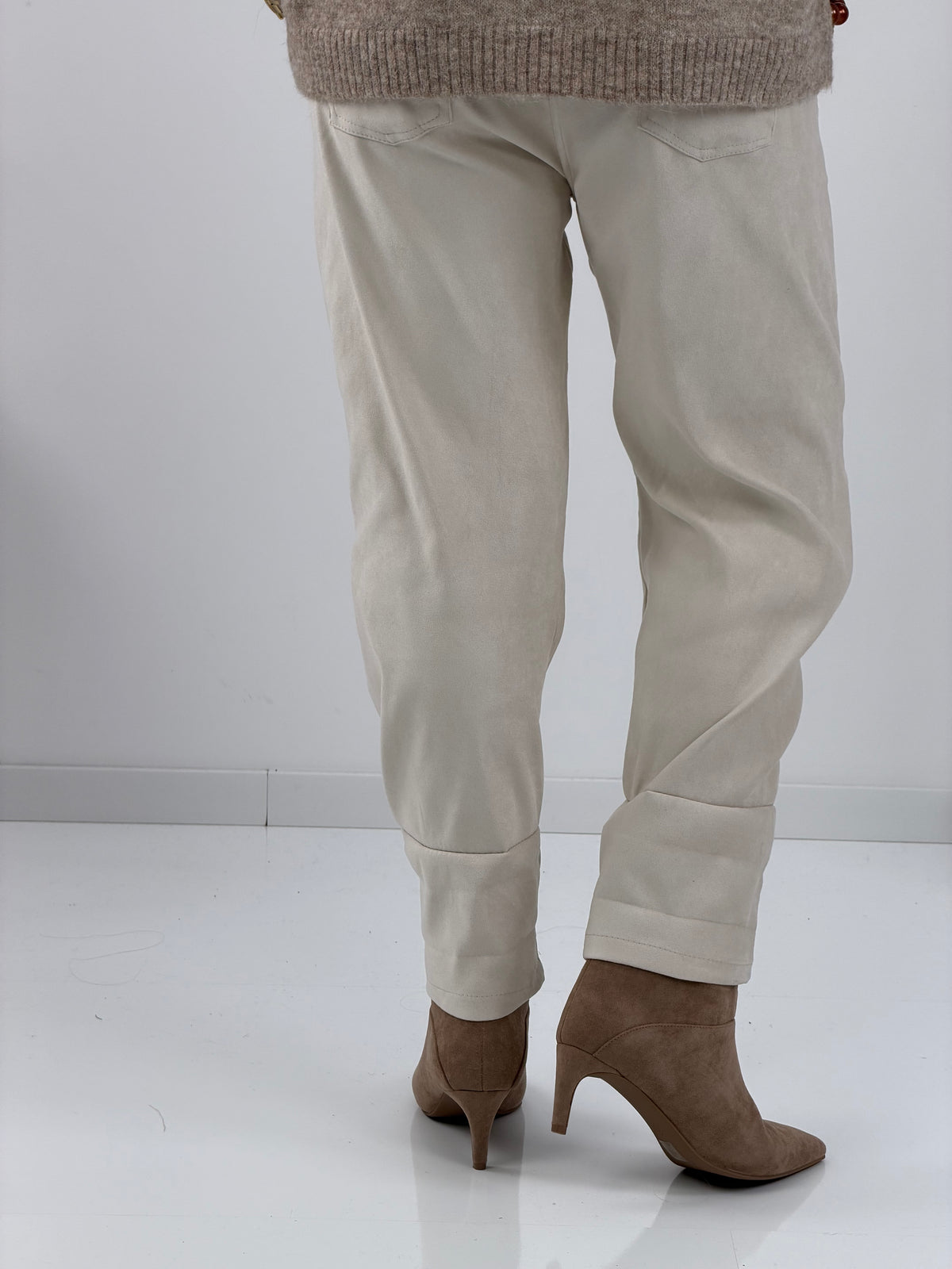Hose in sanftem Beige (38-42)