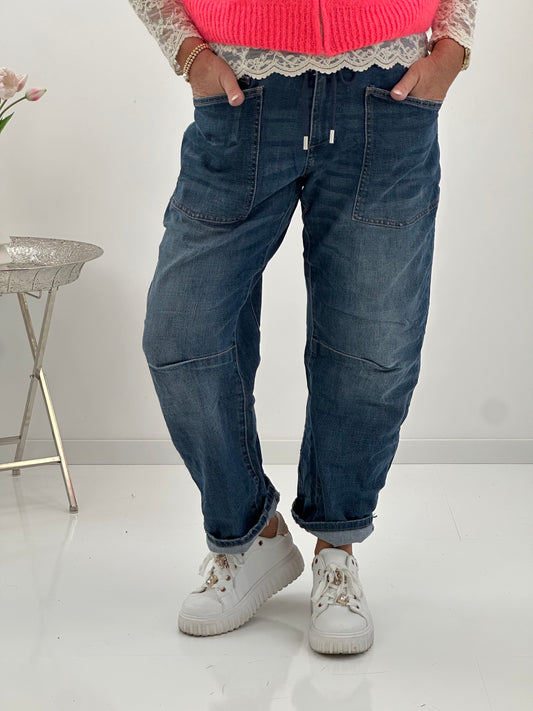 Barrel Jeans in angesagtem Mittelblau mit modernem Denim-Look (S,M,L,XL)