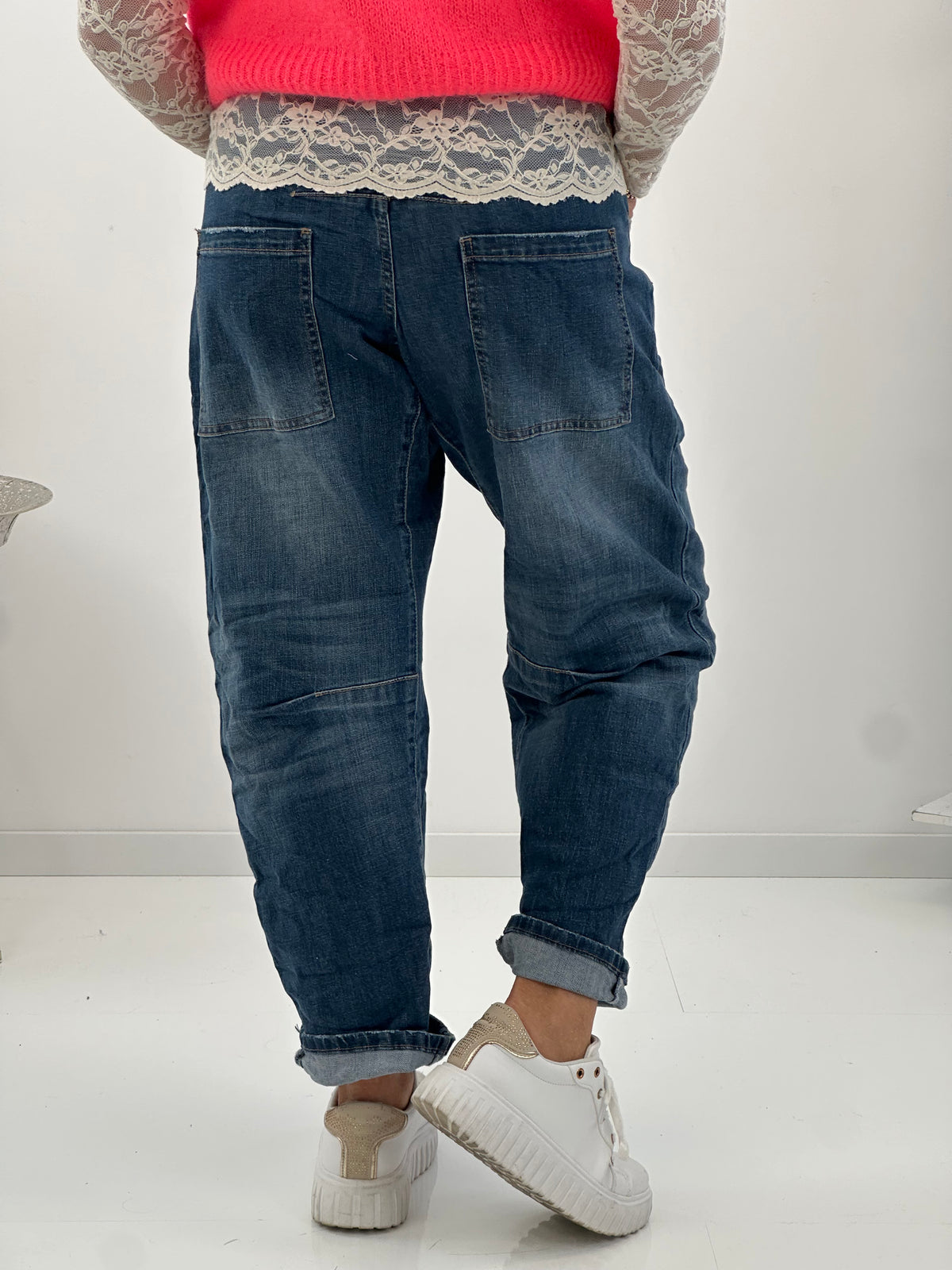 Barrel Jeans in angesagtem Mittelblau mit modernem Denim-Look (S,M,L,XL)