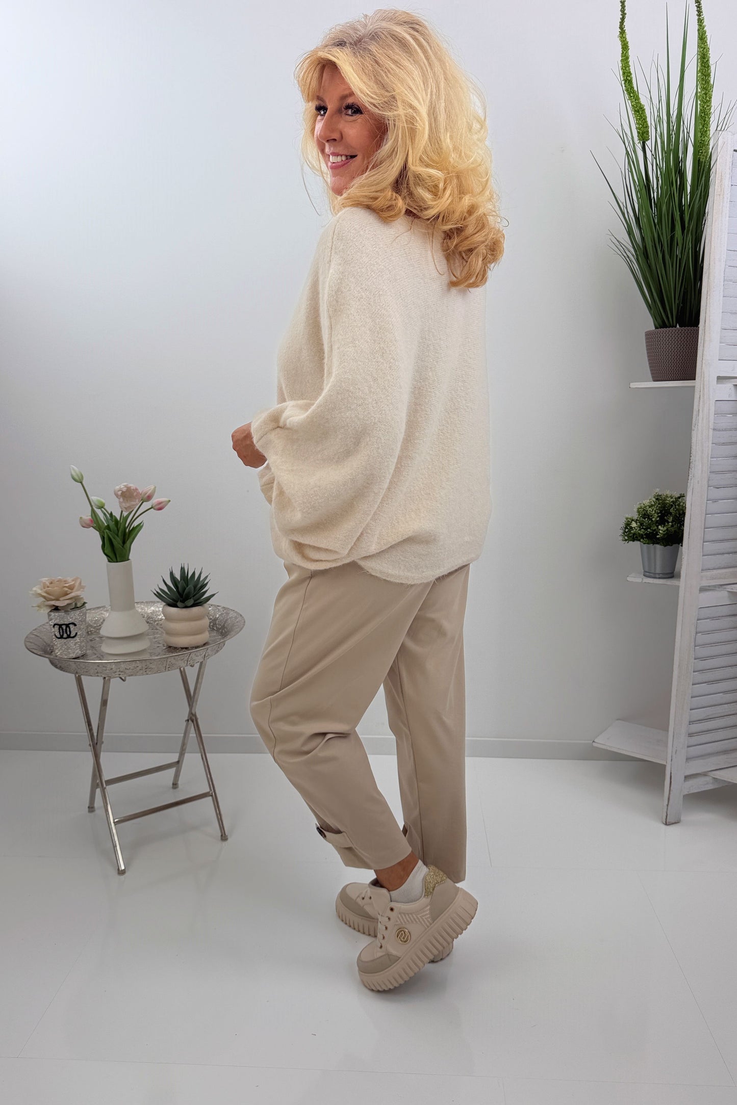 Stilvolle Hose in Beige (38-42/44)