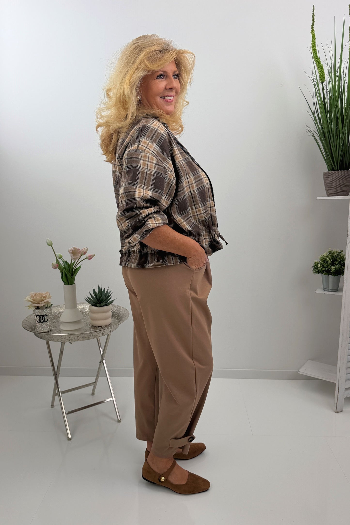Trendiger Blouson in Schoko-Camel (38-42/44)