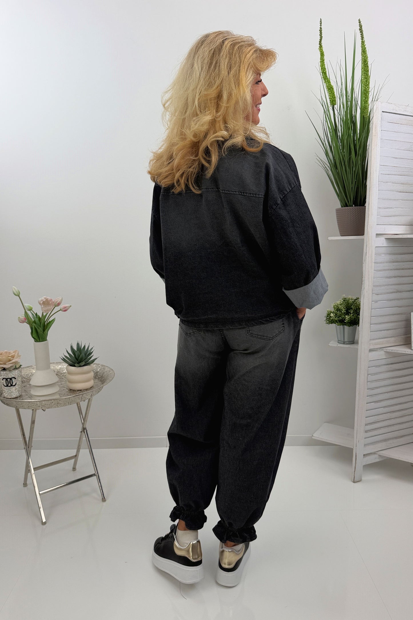 Coole Jeans in klassischem Schwarz (38-42/44)